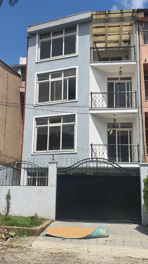 Furnished 5bdrm House in Family Home, Yeka for sale