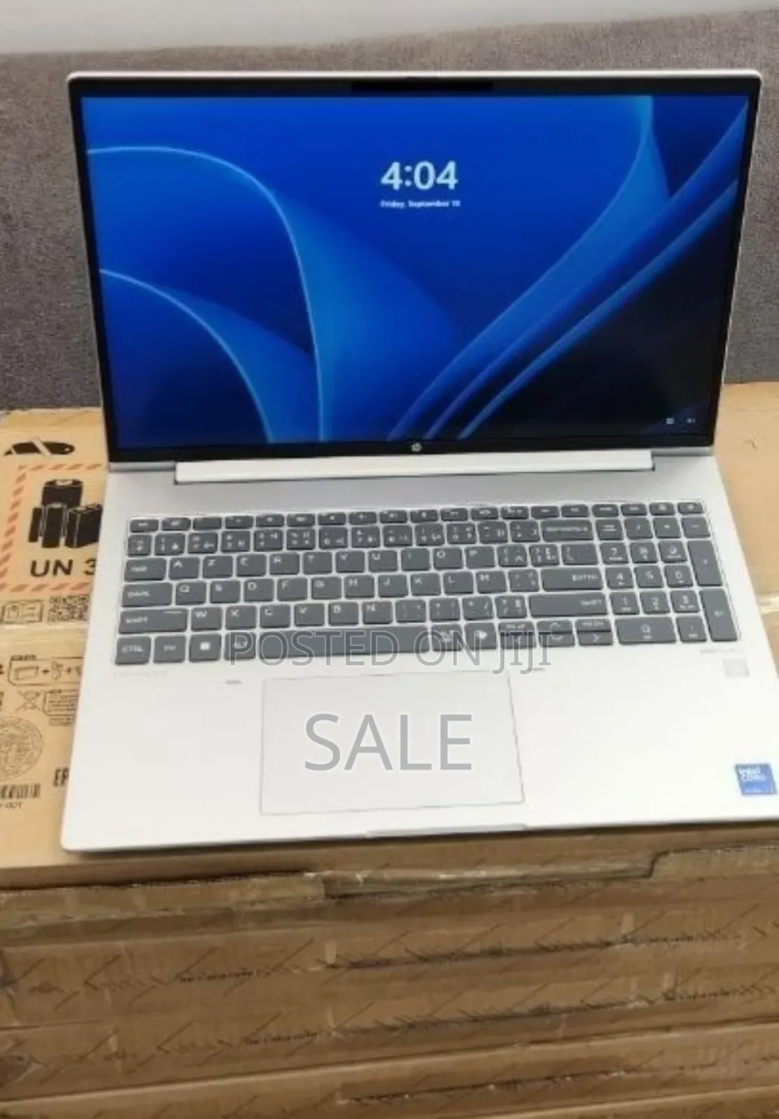 New Laptop HP ProBook 460 G11 16GB Intel Core Ultra 7 SSD 512GB