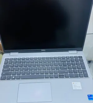 New Laptop Dell Precision 5540 16GB Intel Core i7 SSD 1T
