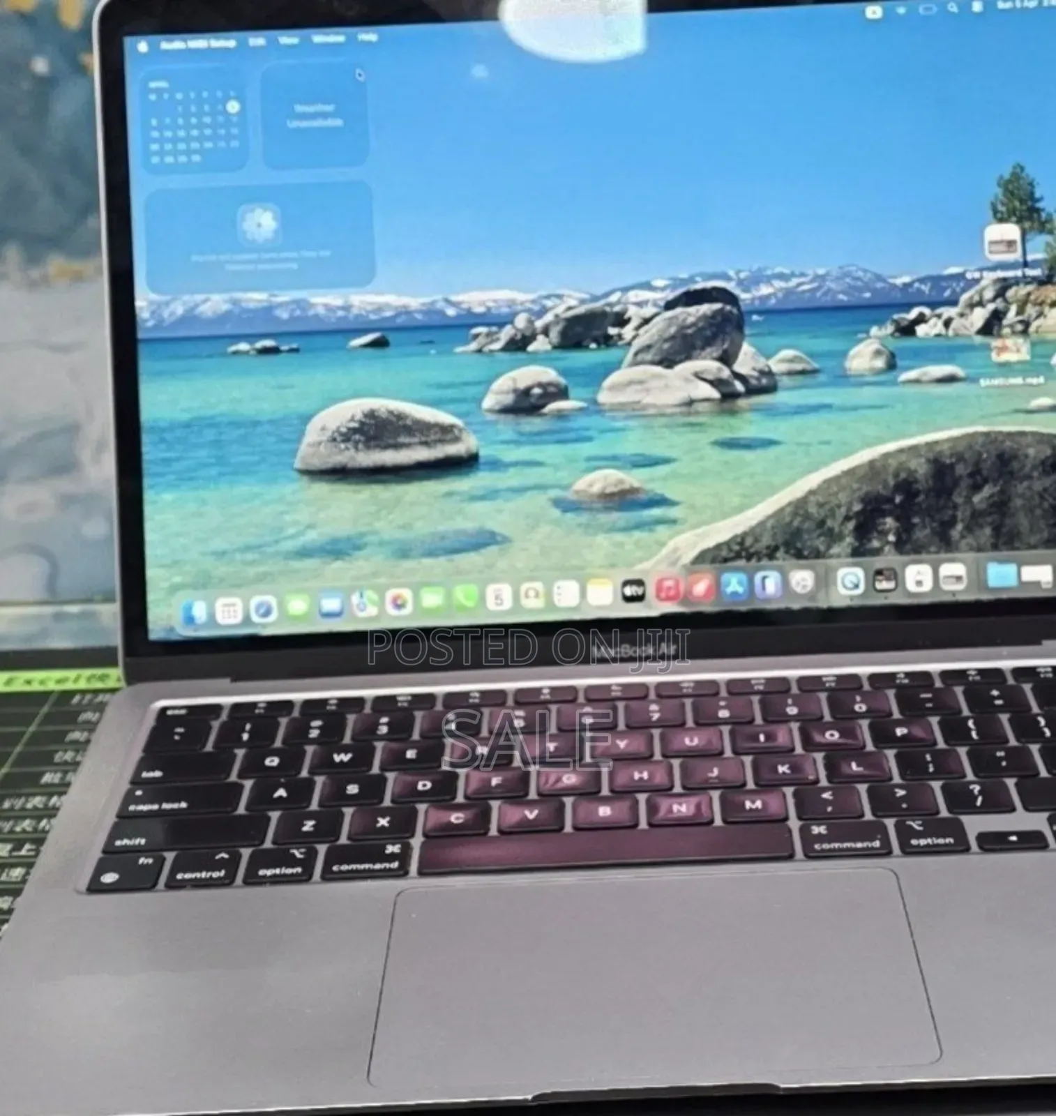 New Laptop Apple MacBook Air 2020 M1 8GB Apple M1 SSD 256GB