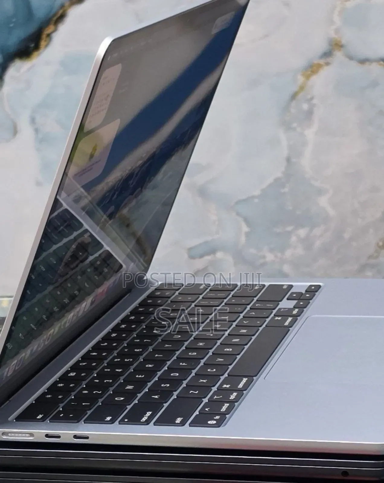 New Laptop Apple MacBook Air 2025 M4 16GB Apple M4 SSD 256GB
