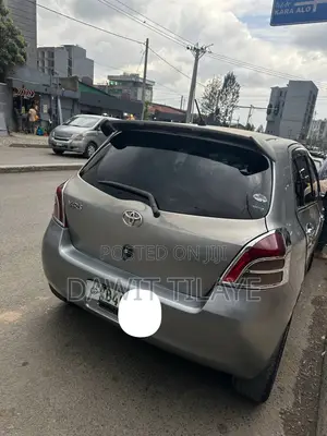Toyota Yaris 2007 Gray