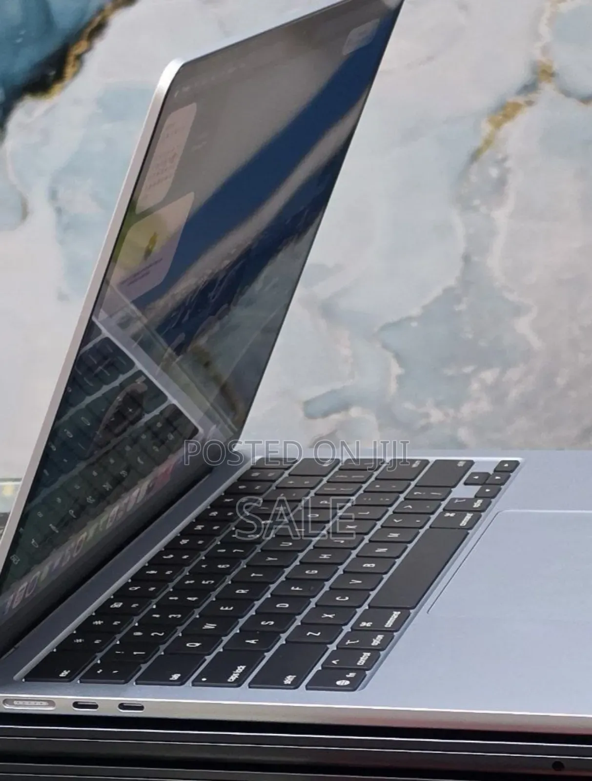 New Laptop Apple MacBook Air 2025 M4 16GB Apple M4 SSD 256GB