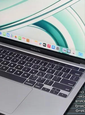 New Laptop Apple MacBook Air 2022 M2 8GB Apple M2 SSD 256GB