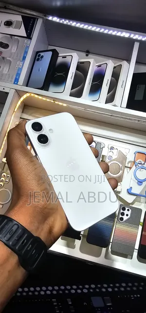 Apple iPhone 16 128 GB White