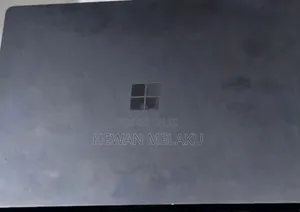 New Laptop Microsoft Surface 16GB Intel Core i7 SSD 512GB