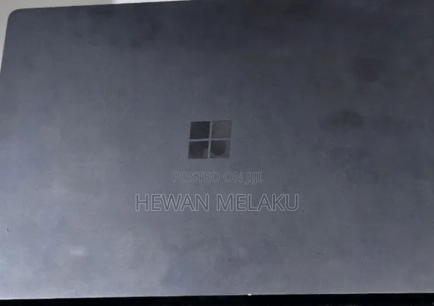 New Laptop Microsoft Surface 16GB Intel Core i7 SSD 512GB