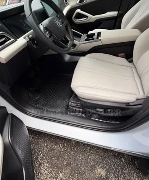 BYD Yuan Up 2025 Beige