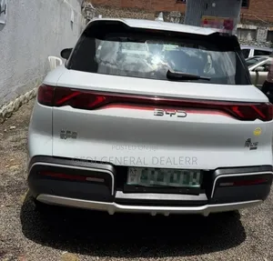 BYD Yuan Up 2025 Beige