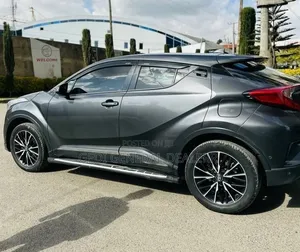 Toyota C-HR 2018 Gray
