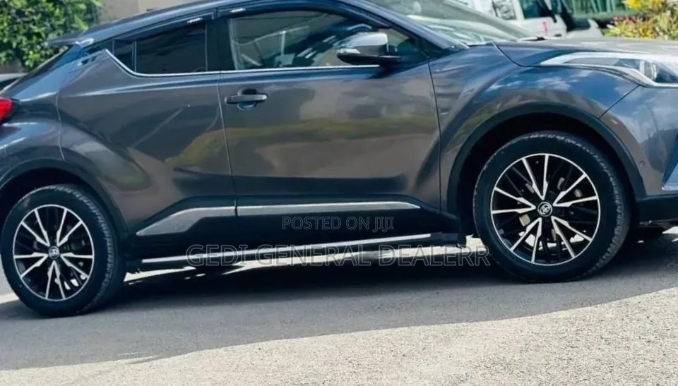 Toyota C-HR 2018 Gray