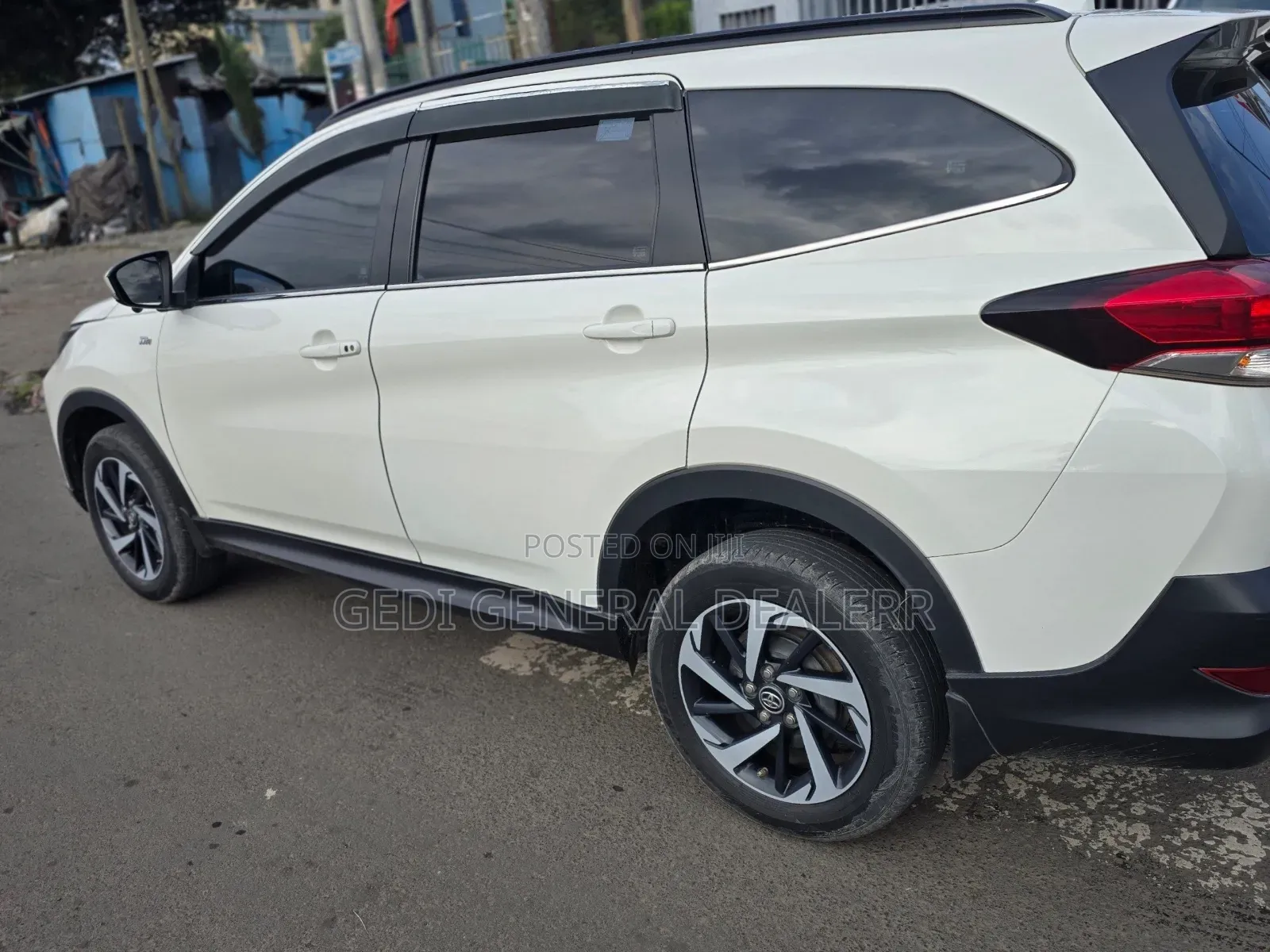 Toyota Rush 2023 White
