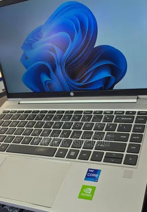 New Laptop HP ProBook 440 G9 16GB Intel Core i7 SSD 512GB