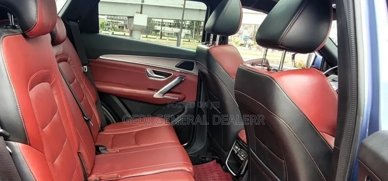 Jetour X70 Plus 1.5 6-Seater FWD 2022 Blue