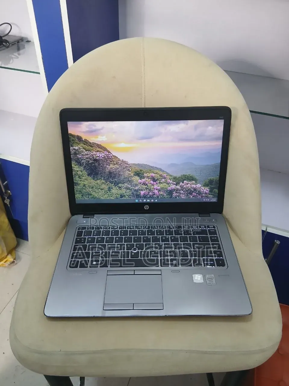 New Laptop HP EliteBook 840 6GB Intel Core i5 HDD 500GB