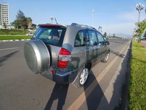 Chery Tiggo 2012 Silver