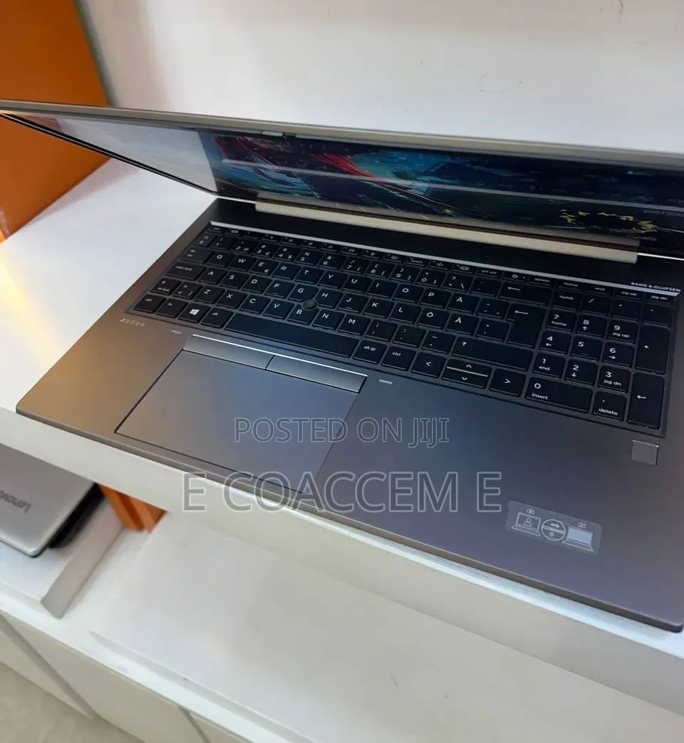 New Laptop HP 15 16GB Intel Core i7 SSD 512GB