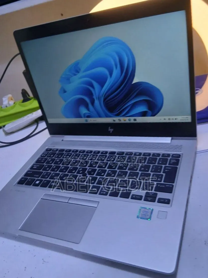 New Laptop HP EliteBook 830 G6 8GB Intel Core i5 SSD 512GB