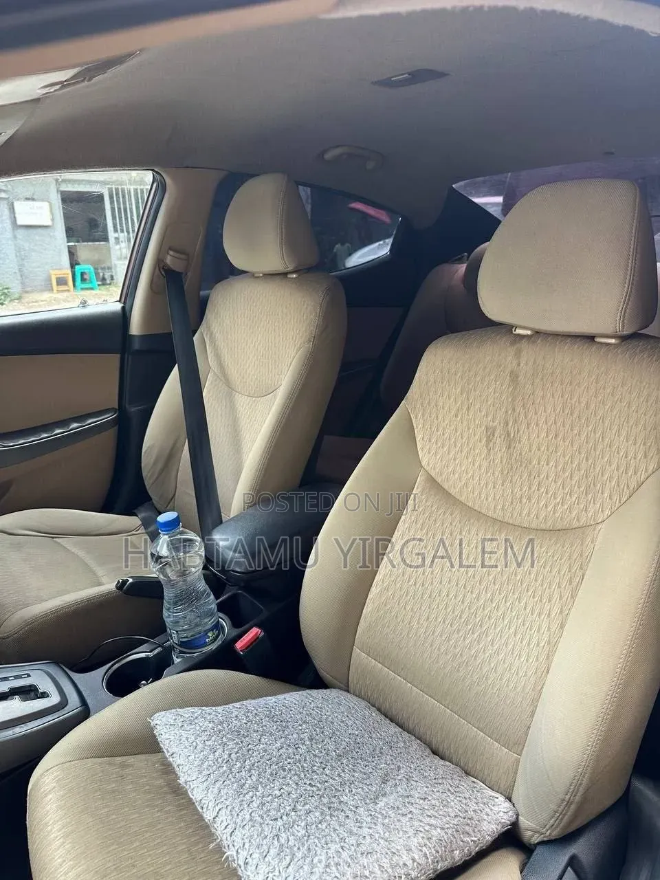 Hyundai Elantra 2013 Brown