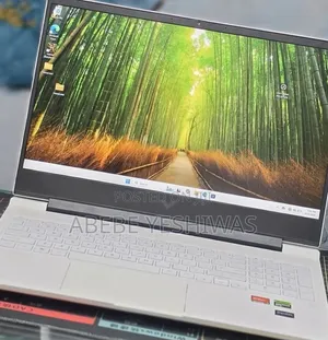 New Laptop 16GB AMD Ryzen 7 SSD 1T