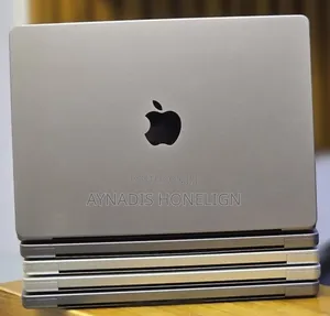 New Laptop Apple MacBook Pro 16GB Apple M1 Pro SSD 512GB