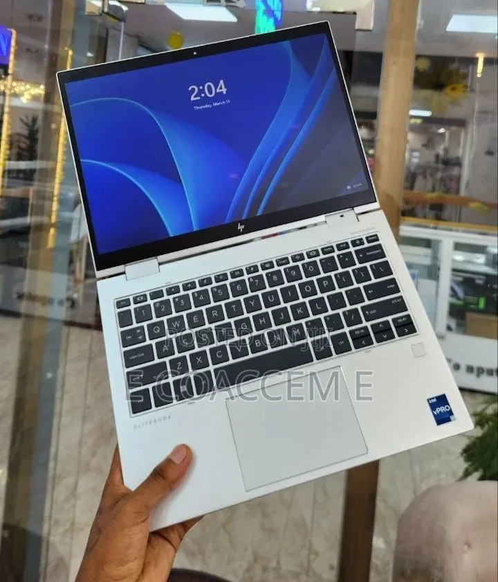 New Laptop HP EliteBook 830 16GB Intel Core i7 SSD 512GB