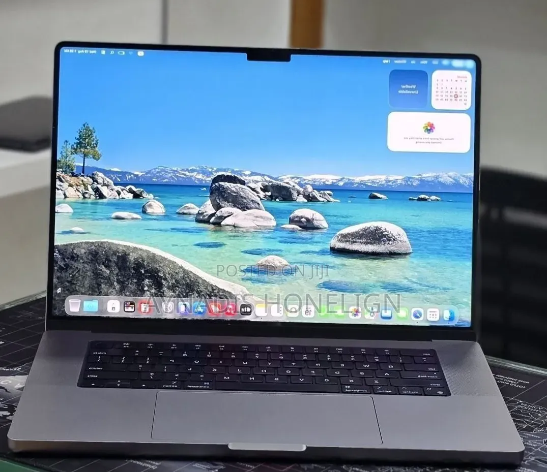 New Laptop Apple MacBook Pro 2023 M2 16GB Apple M2 SSD 512GB
