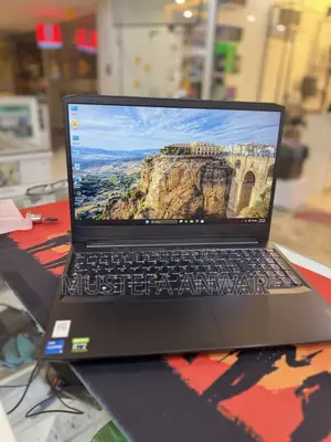 Laptop Lenovo IdeaPad 300 16GB Intel Core i5 SSD 512GB