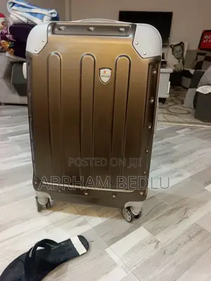 Luggage and Bag, Shanta