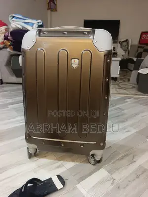 Luggage and Bag, Shanta