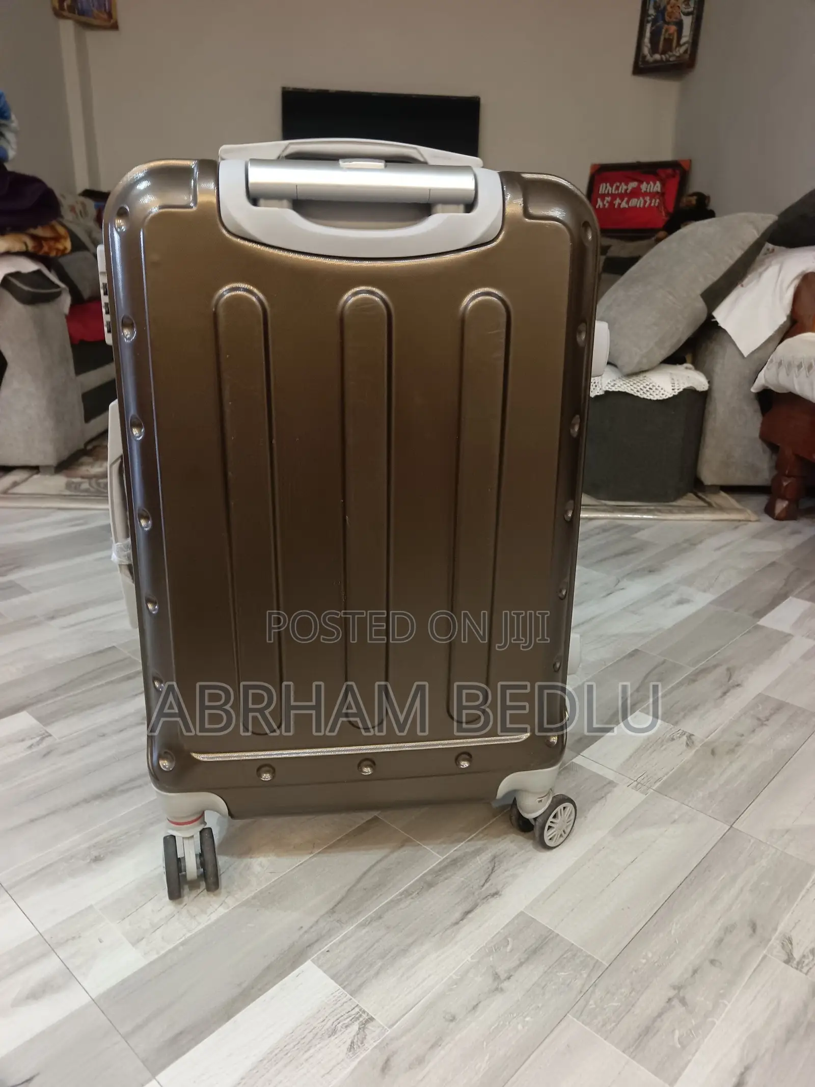 Luggage and Bag, Shanta