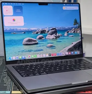 New Laptop Apple MacBook Pro 2019 32GB Apple M1 Pro SSD 1T