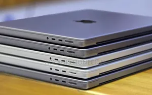 New Laptop Apple MacBook Air 2025 M4 16GB Apple M4 SSD 256GB