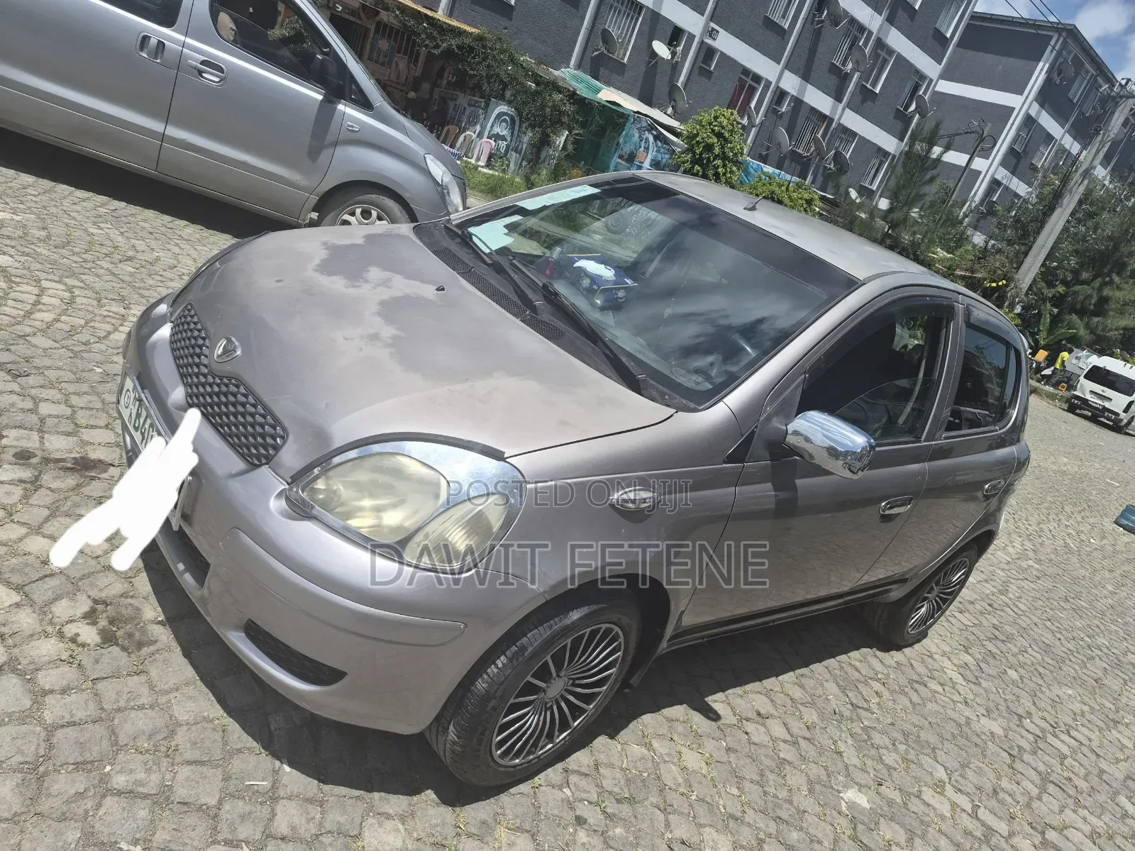 Toyota Vitz 2003 Gray