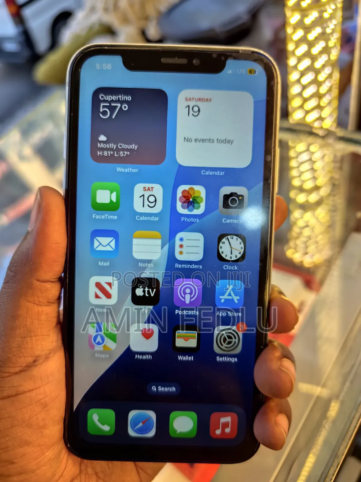 Apple iPhone XR 64 GB White