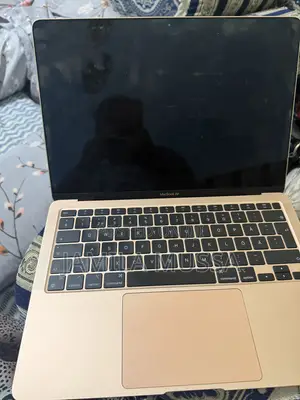 New Apple MacBook Air 2022 M2 8GB Intel Core 5 SSHD (Hybrid) 512GB