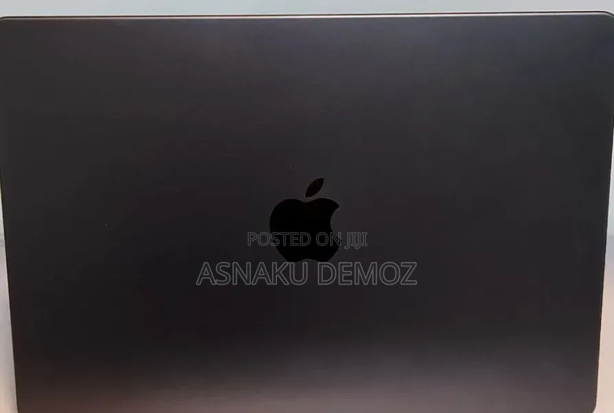 New Laptop Apple MacBook Pro 16GB Apple M5 SSD 1T