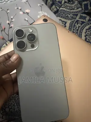 Apple iPhone 15 Pro Max 256 GB Silver