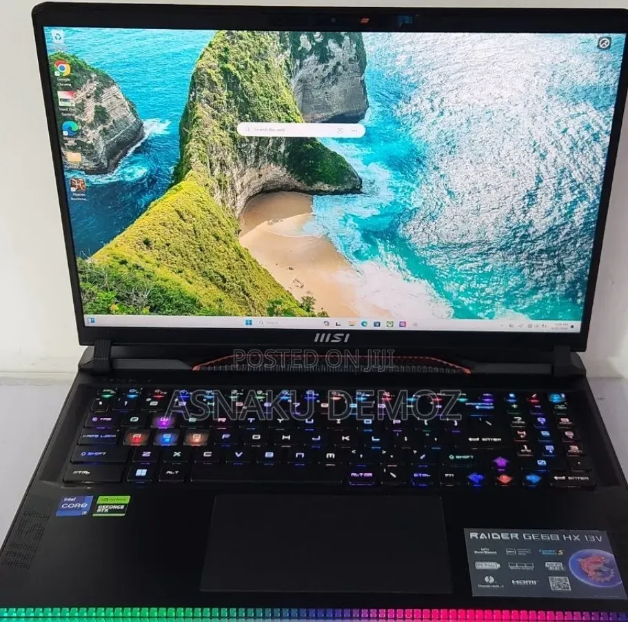 New Laptop MSI Raider GE68HX 13VI-202US 32GB Intel Core i9 SSD 1T