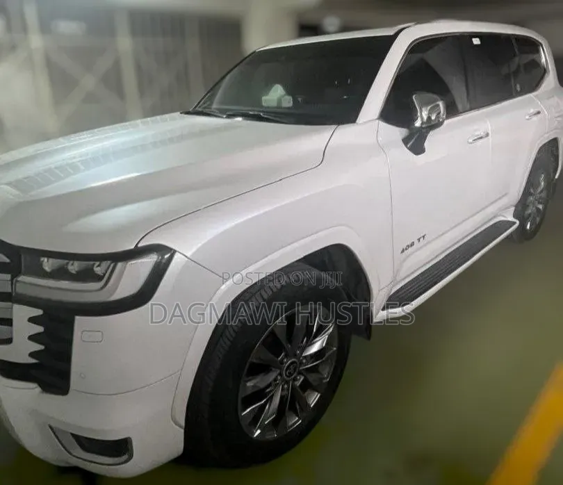 Toyota Land Cruiser 3.5 Petrol 4WD 2022 White