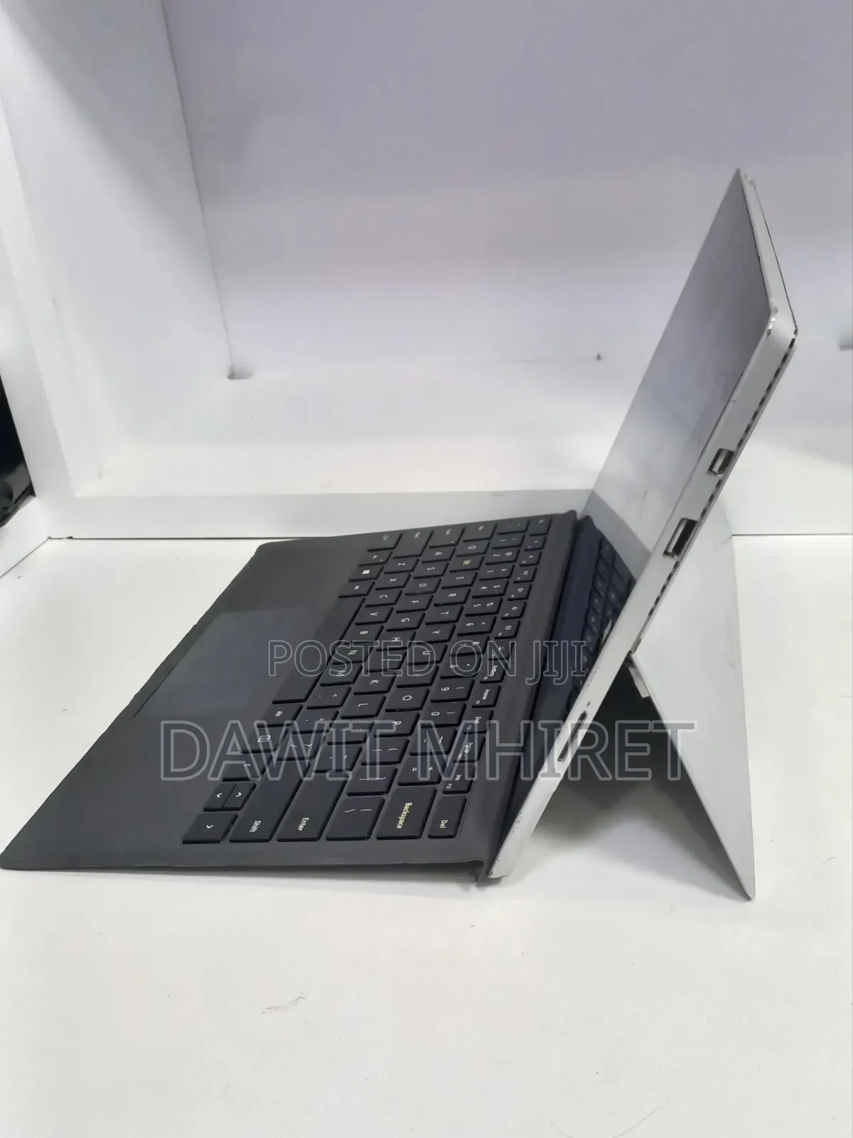 New Laptop Microsoft Surface Pro 3 8GB Intel Core i7 SSD 256GB