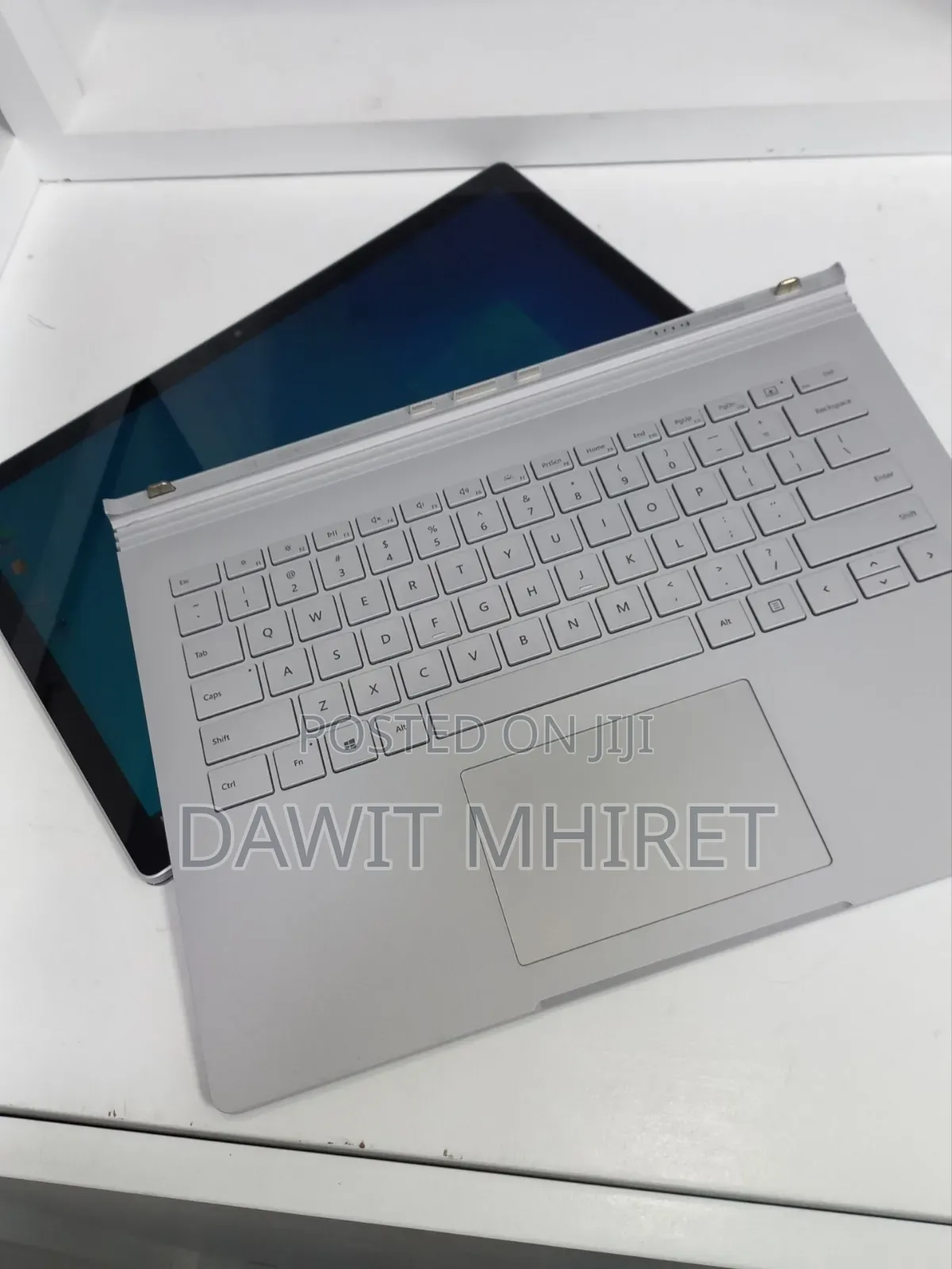 New Laptop Microsoft Surface Book 2 16GB Intel Core i7 SSD 512GB