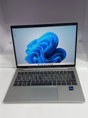 New Laptop HP EliteBook 830 G9 16GB Intel Core i5 SSD 512GB