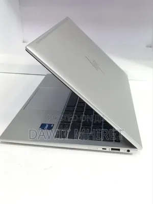 New Laptop HP EliteBook 830 G9 16GB Intel Core i5 SSD 512GB