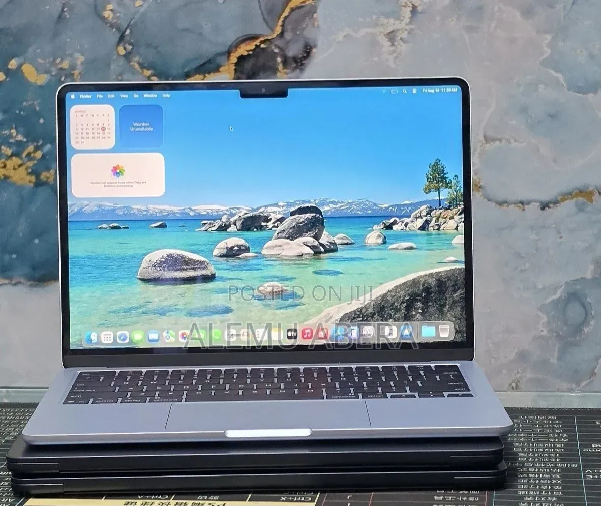 New Laptop Apple MacBook Air 2025 M4 16GB Apple M4 SSD 256GB