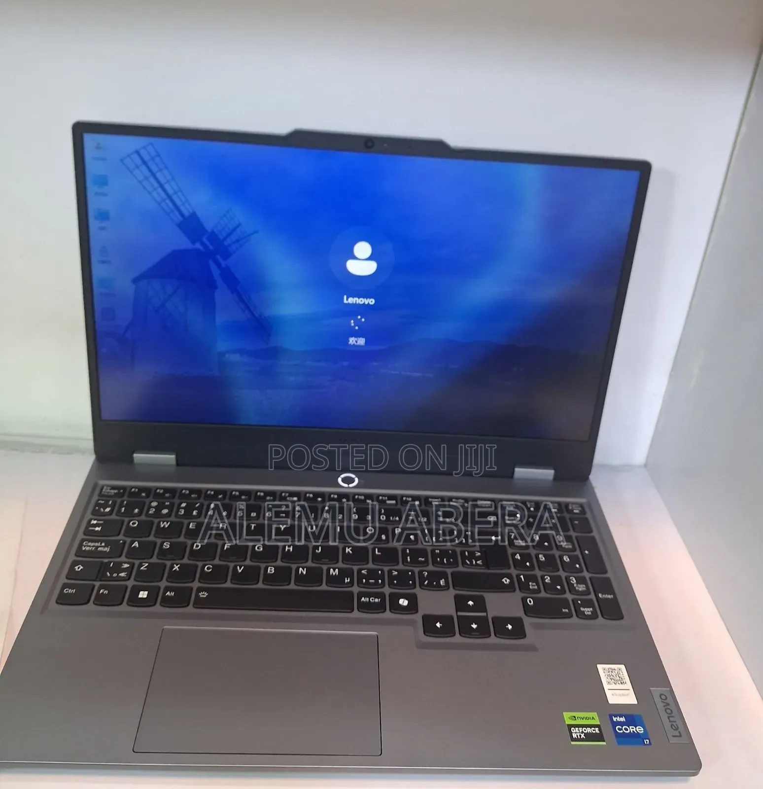 New Laptop Lenovo LOQ 15ARP9 16GB Intel Core i7 SSD 1T
