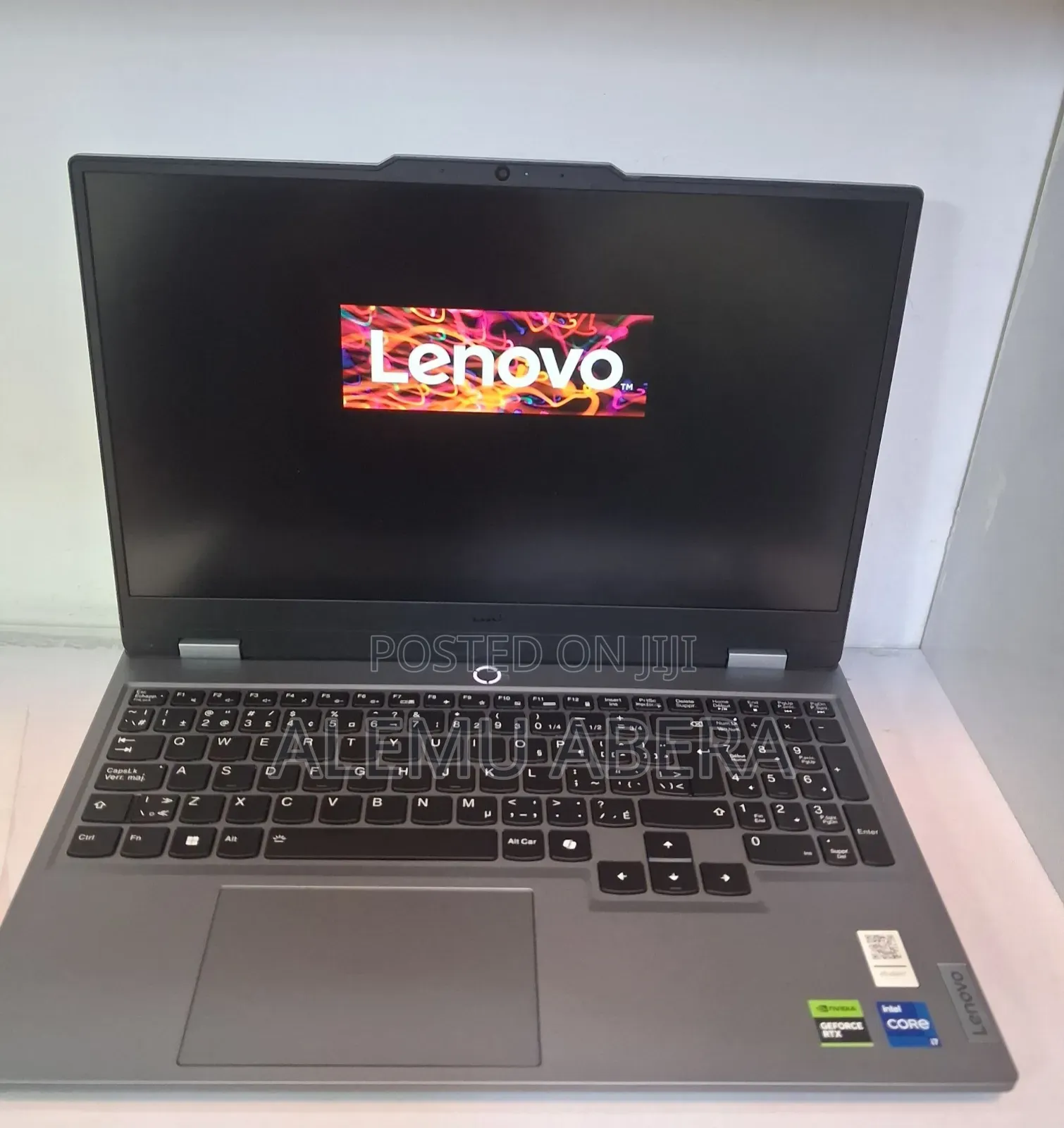 New Laptop Lenovo LOQ 15ARP9 16GB Intel Core i7 SSD 1T