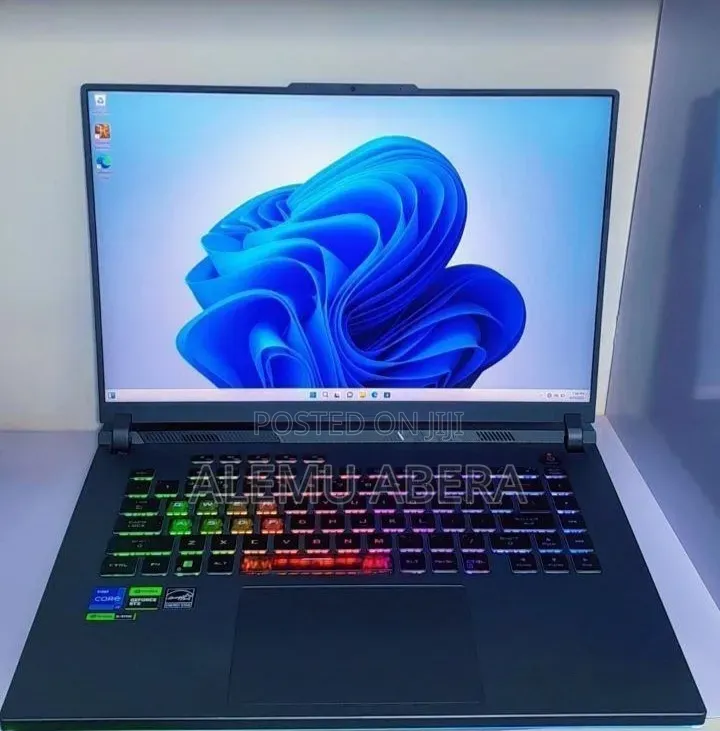 New Laptop Asus ROG Strix G16 G614 16GB Intel Core i7 SSD 1T
