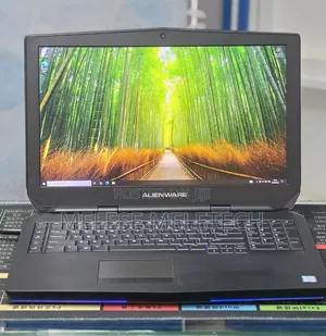 Laptop Alienware M17x R2 8GB Intel Core i7 SSD 256GB