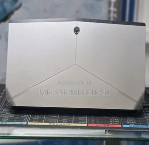Laptop Alienware M17x R2 8GB Intel Core i7 SSD 256GB